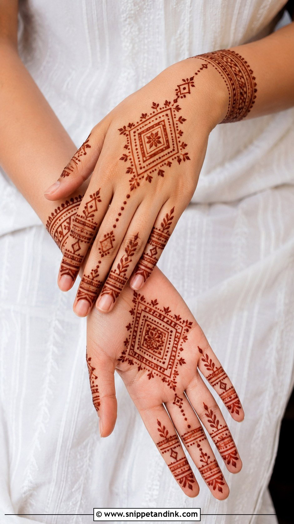 Simple Moroccan Mehndi Design - Snippet and Ink - 35 New Simple Mehndi Designs