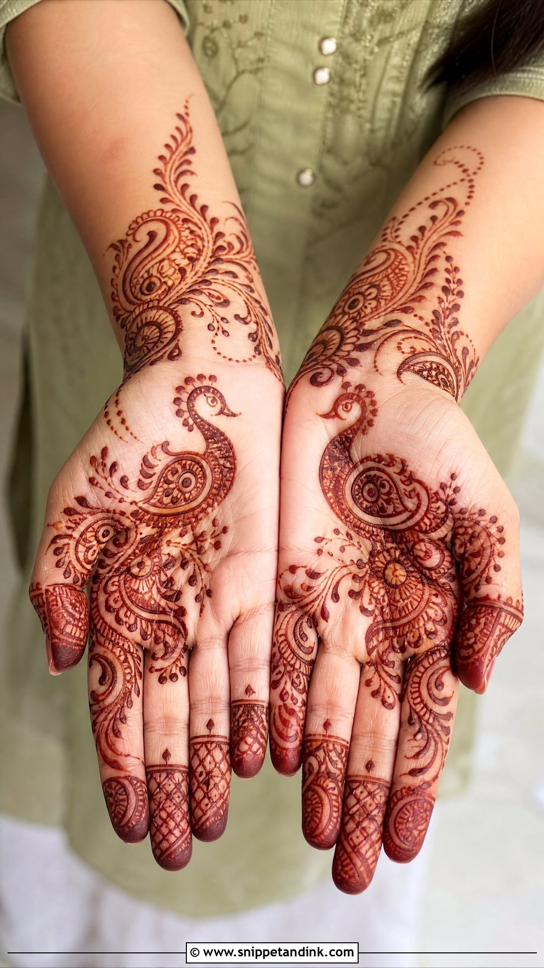 Simple Peacock Mehndi Design - Snippet and Ink - 30 Simple and Stylish Mehndi Designs
