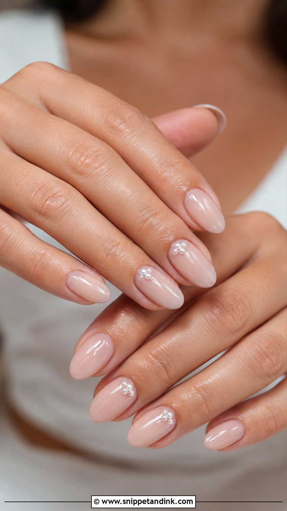 Simple Pearl Wedding Nails - Snippet and Ink - 30 Simple Wedding Nails