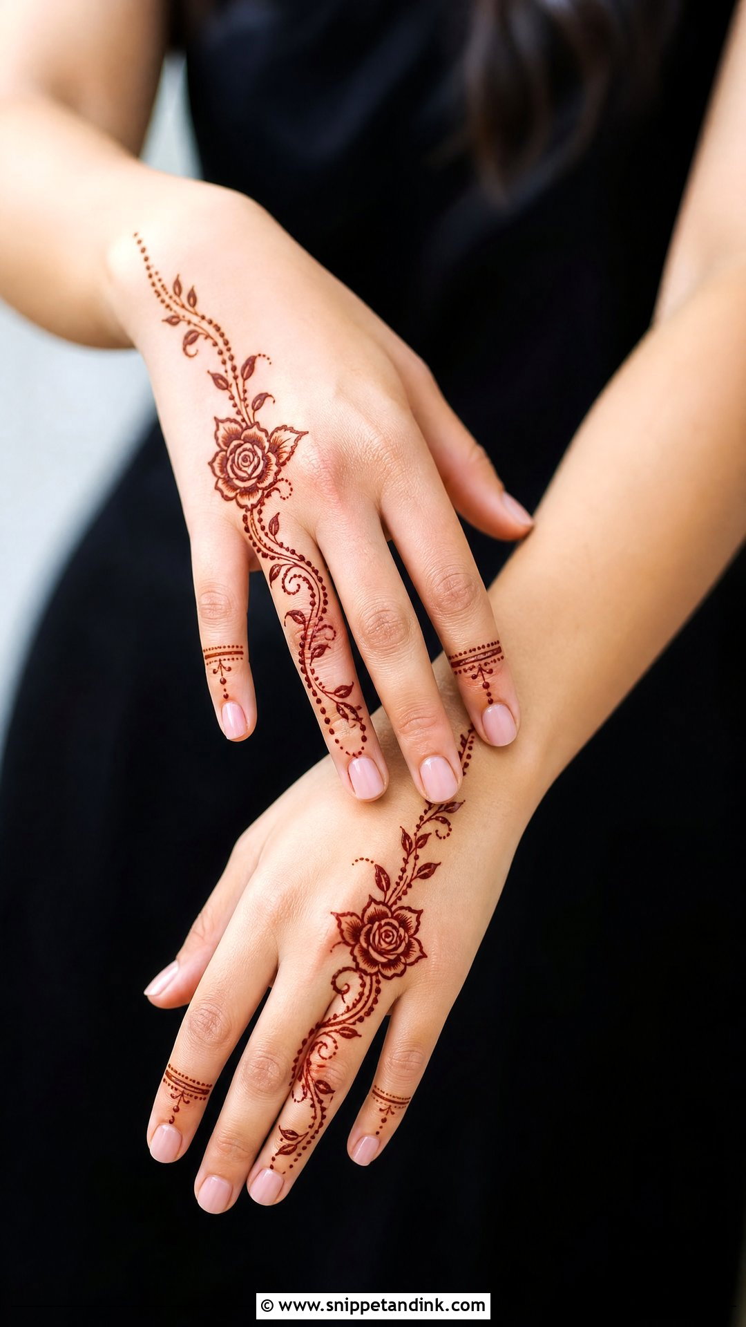 Simple Rose Mehndi Design - Snippet and Ink - 35 Very Simple Mehndi Designs