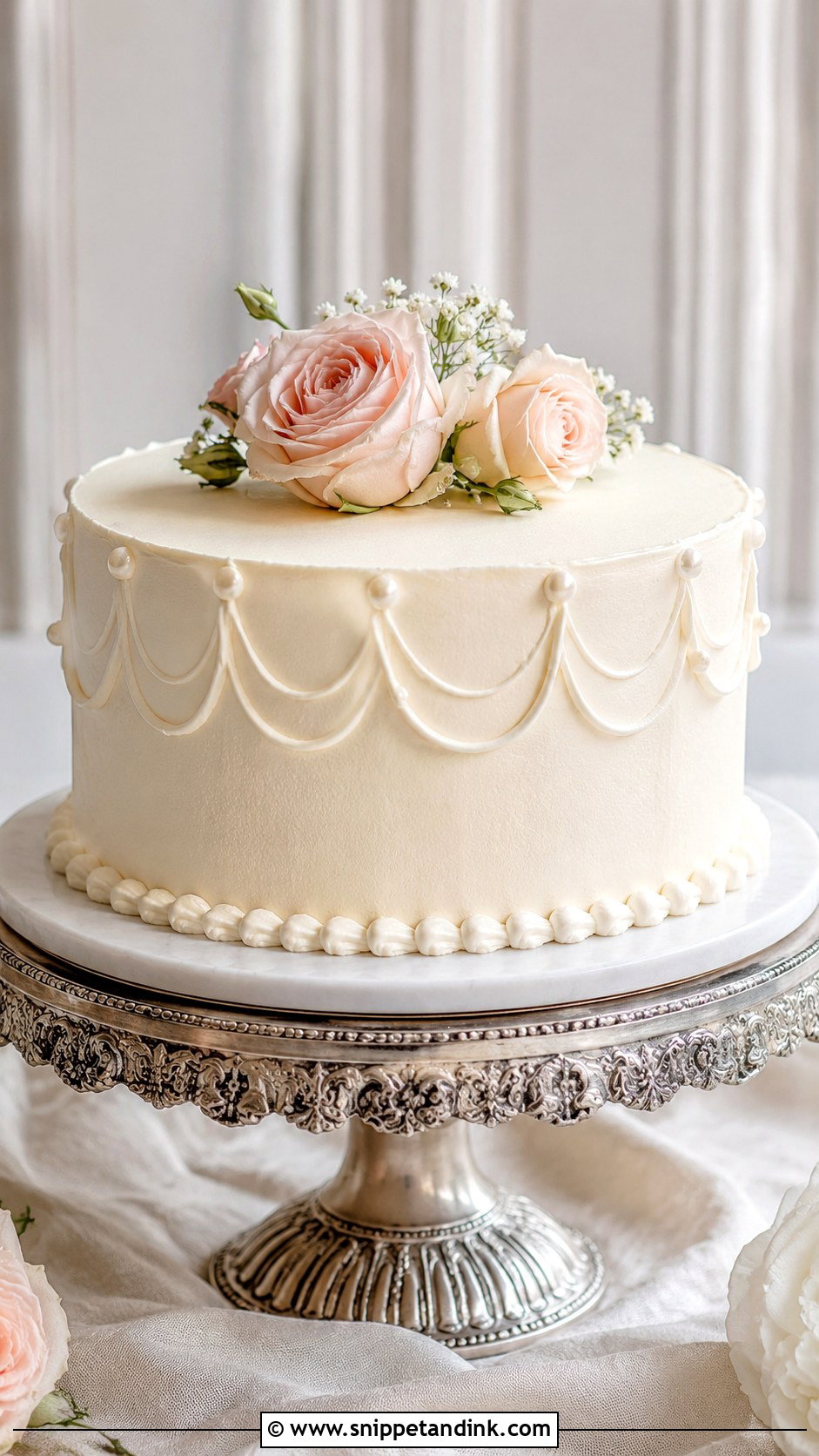 Simple Scallop Wedding Cake Piping - Snippet and Ink - 25 Simple Wedding Cake Piping