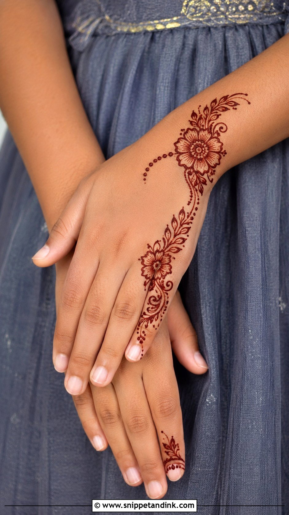 Simple Side Hand Mehndi Design For Kids - Snippet and Ink - 30 Very Simple Mehndi Designs for Kids