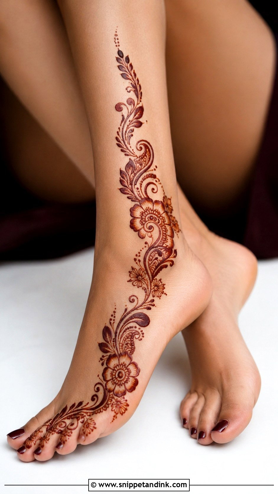 Simple Side Leg Mehndi Design - Snippet and Ink - 35 Simple Easy Leg Mehndi Designs