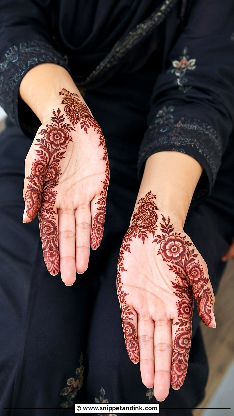Simple Side Palm Mehndi Design - Snippet and Ink - 35 Simple Easy Palm Mehndi Design Ideas