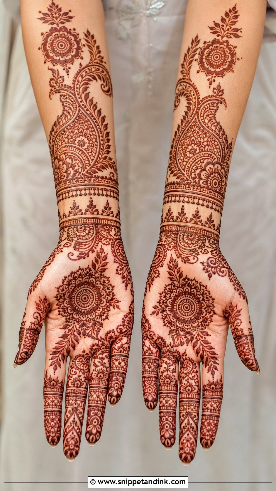 Simple Stylish Bridal Mehndi Design - Snippet and Ink - 35 Simple Stylish Mehndi Designs
