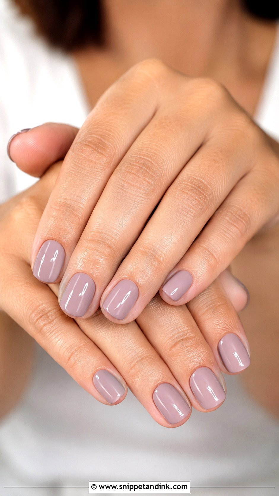 Simple Wedding Guest Nails - Snippet and Ink - 20 Simple Nails for Wedding