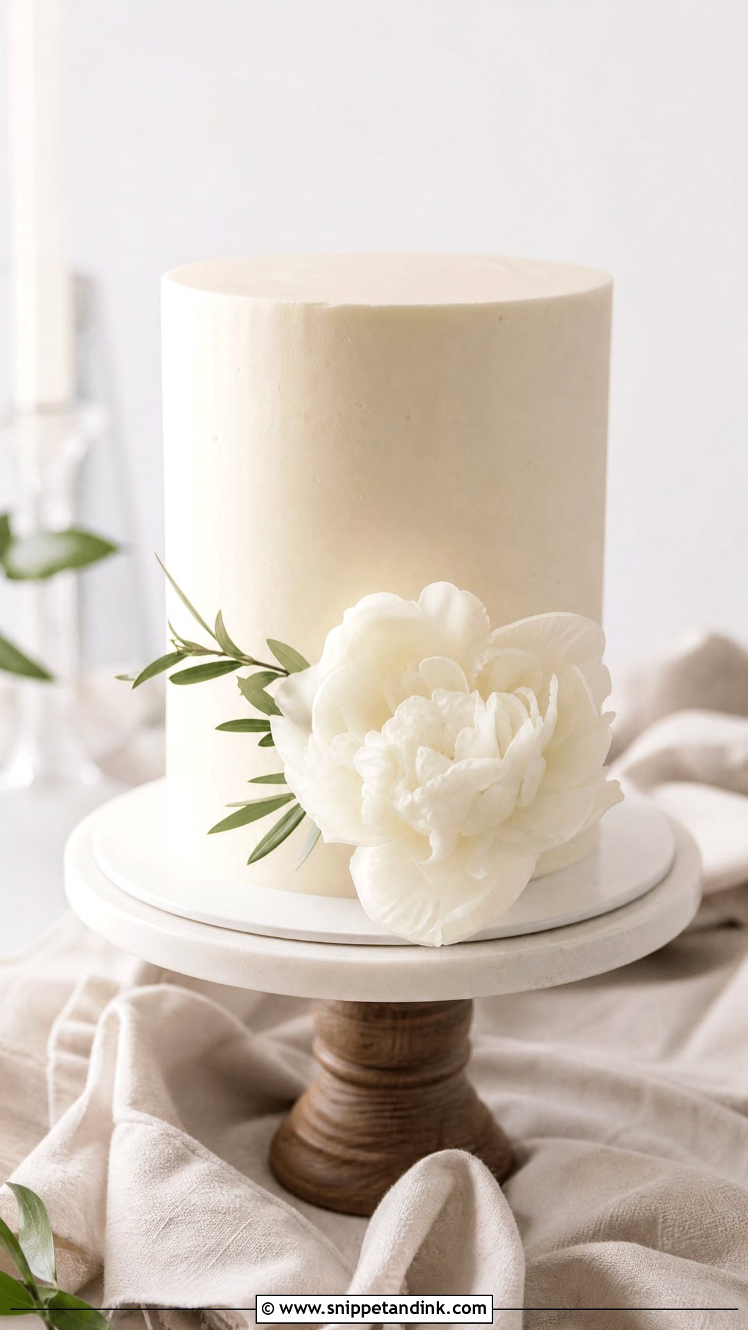 Single Tier Wedding Cake - Snippet and Ink - 30 Simple Wedding Cake Ideas