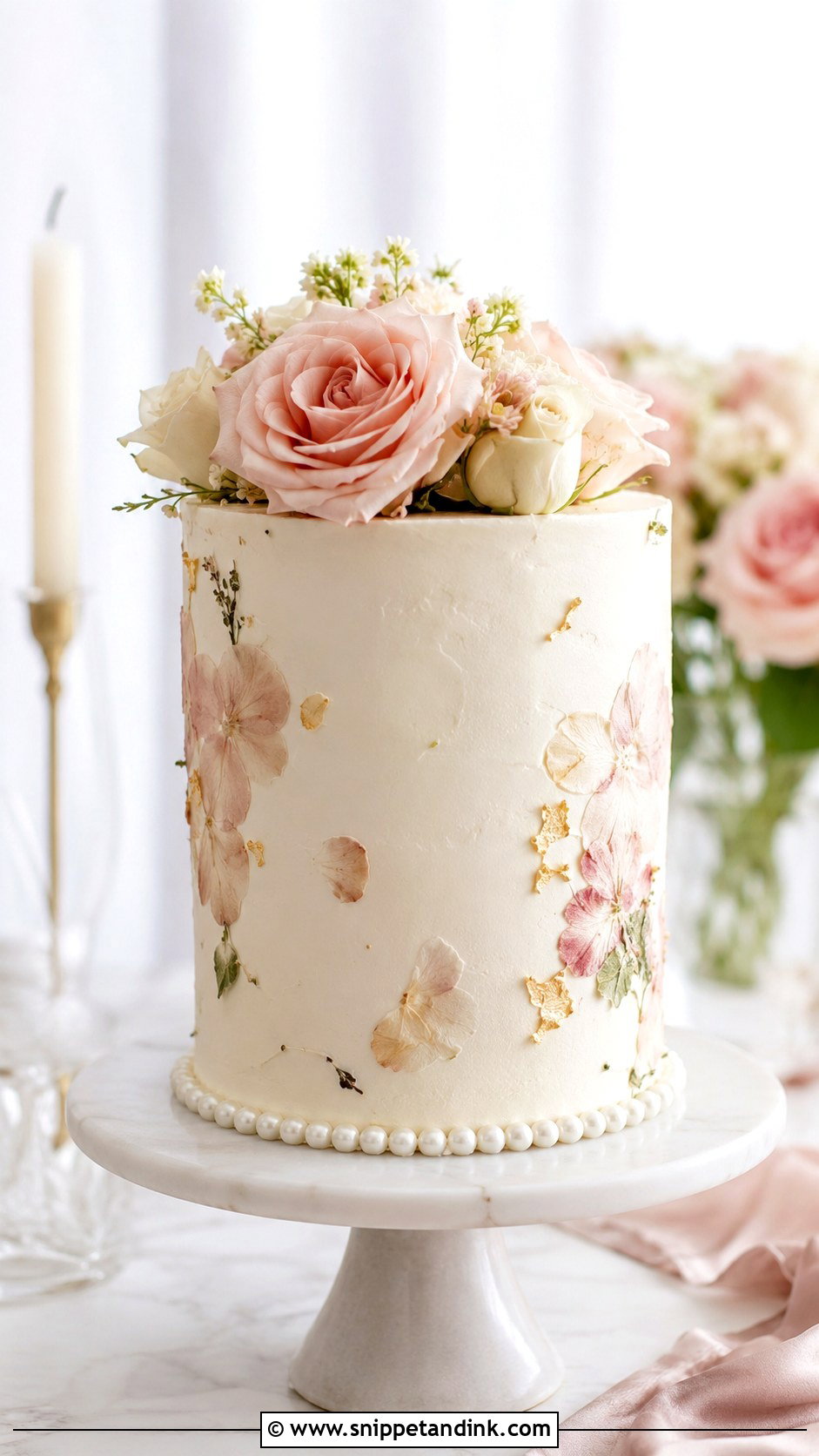 Single Tier Wedding Cake - Snippet and Ink - 20 Elegant Wedding Cake Designs