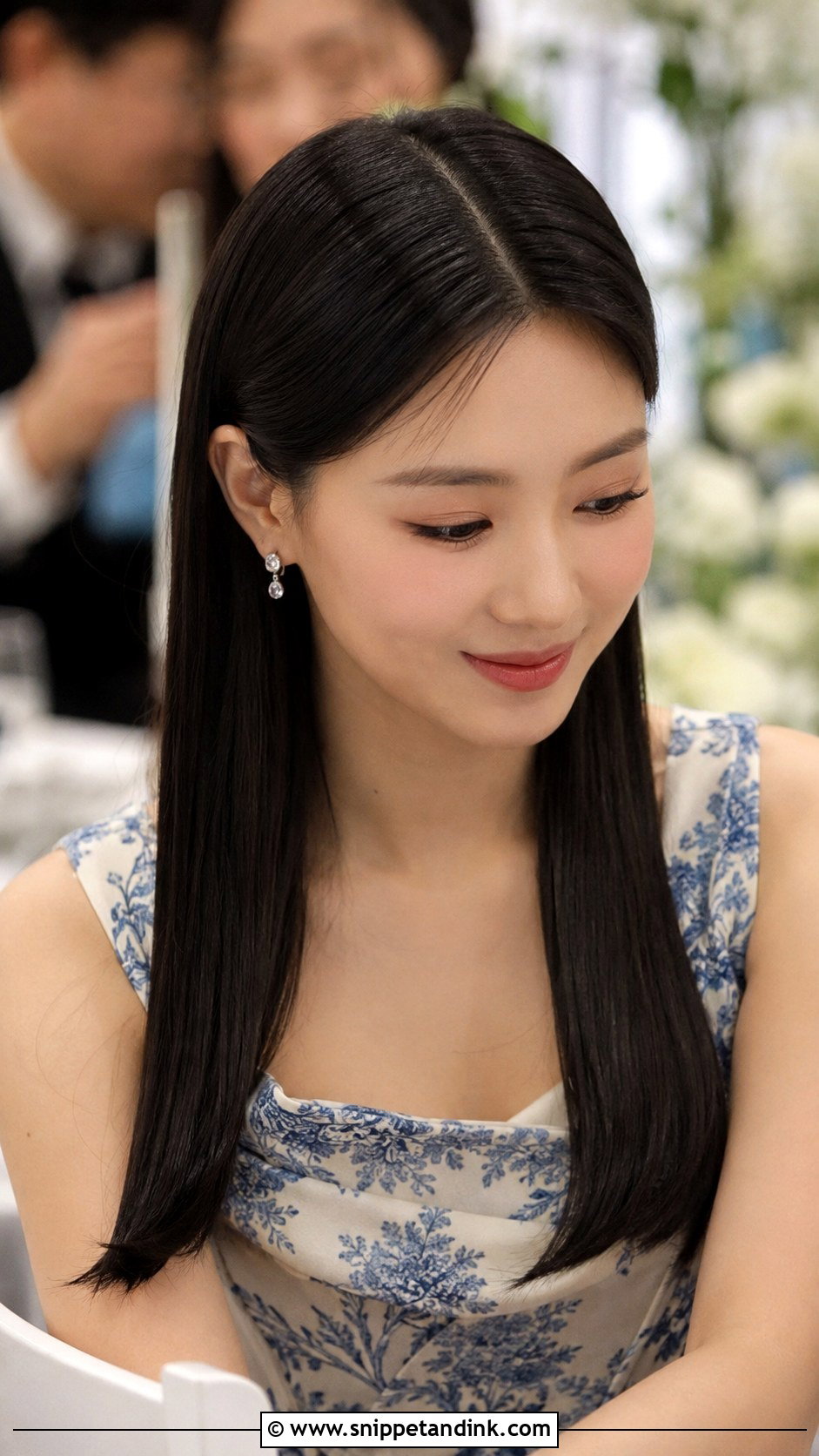 Sister Wedding Straight Hair - Snippet and Ink - 20 Hairstyle for Siders Wedding Ideas