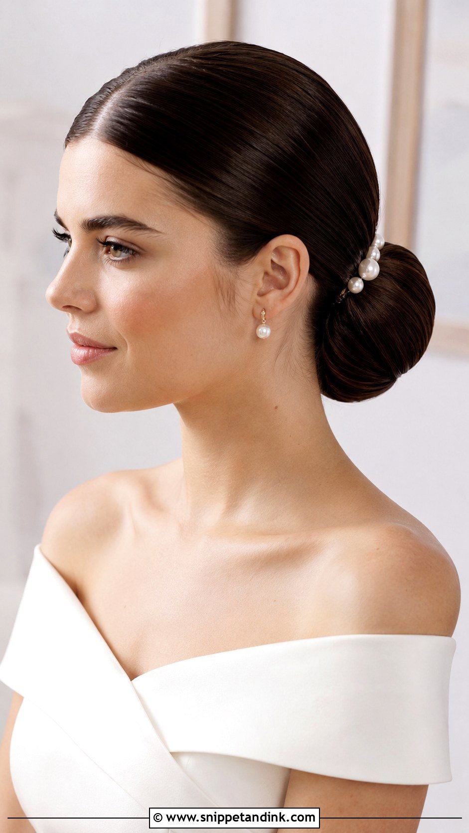 Sleek Bun Wedding Hairstyle - Snippet and Ink - 15 Rambut Pengantin Wedding Hairstyles