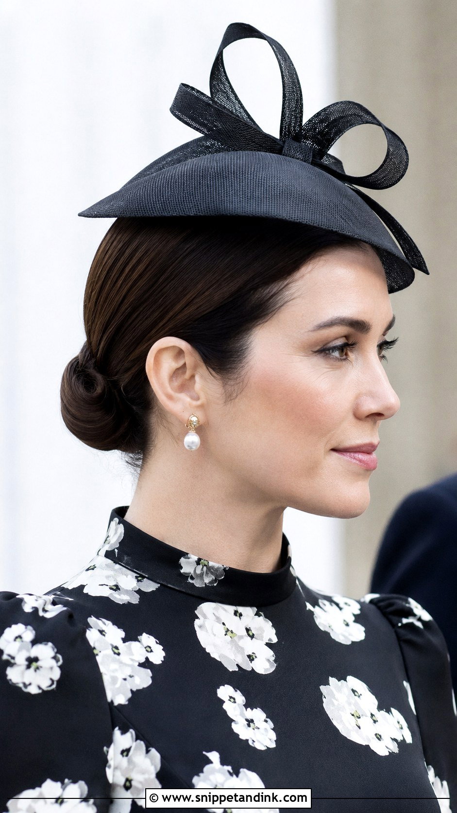 Sleek Low Bun With Clean Fascinator - Snippet and Ink - 25 Facinators Wedding Hairstyles