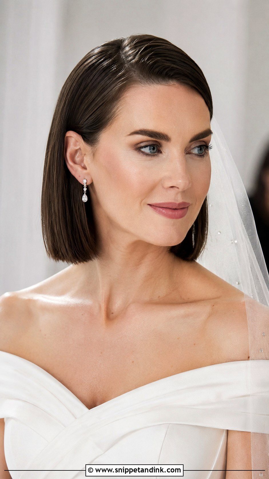 Sleek Straight Bob for Wedding - Snippet and Ink - 20 Bob Hairstyles for Wedding