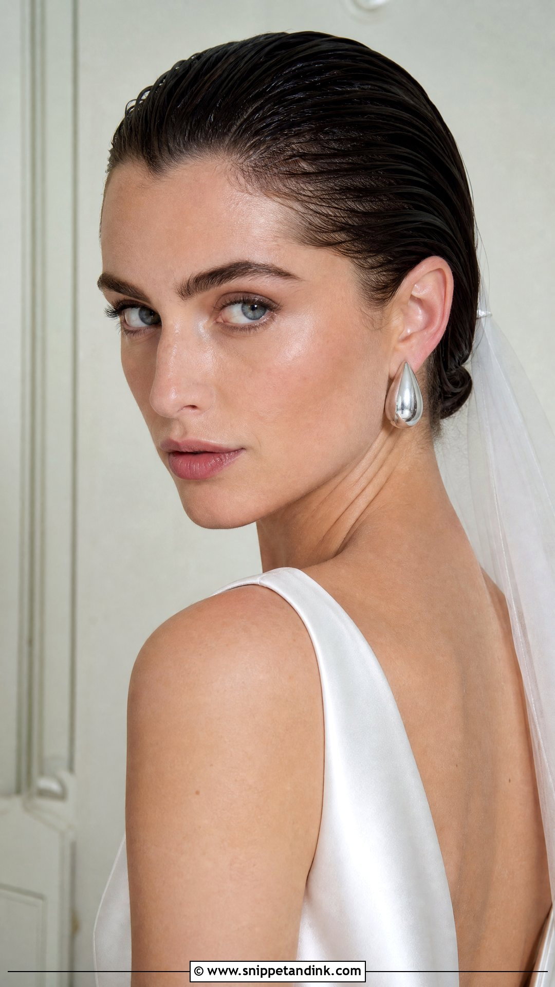 Slicked Back Wet Look Hair - Snippet and Ink - 20 Slick Back Bridal Hair Ideas