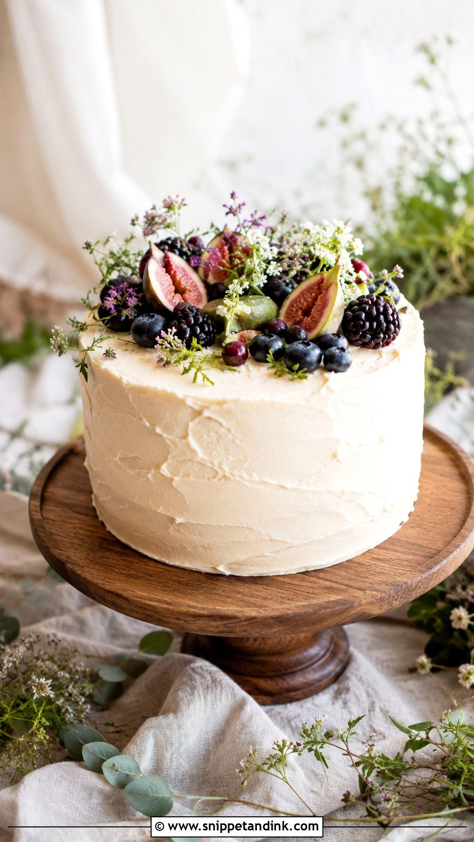 Small Greenery Wedding Cake - Snippet and Ink - 25 Small Single Tier Wedding Cake Ideas