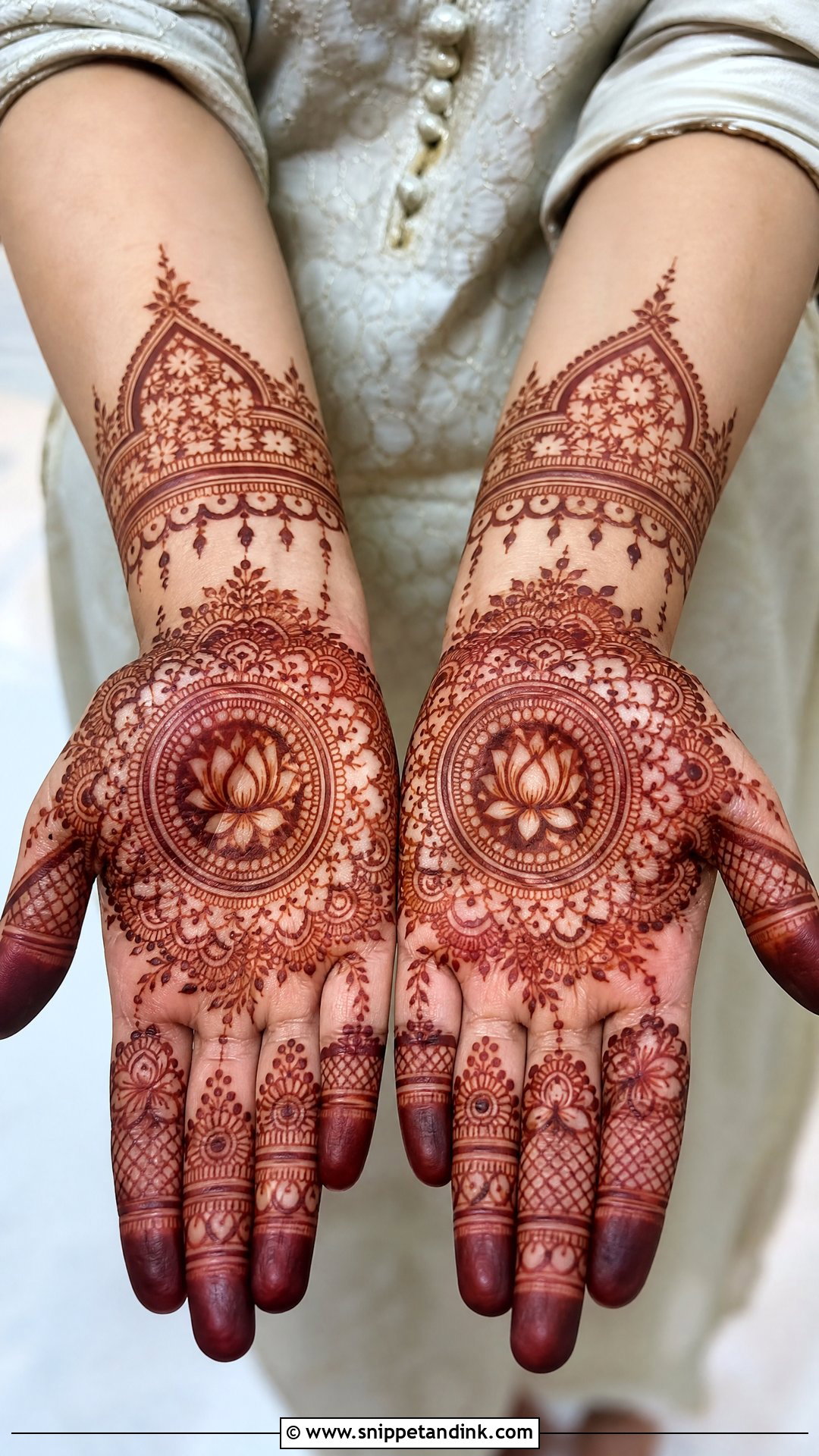 Small Palm Bridal Mehndi Design - Snippet and Ink - 30 Small Palm Mehndi Designs