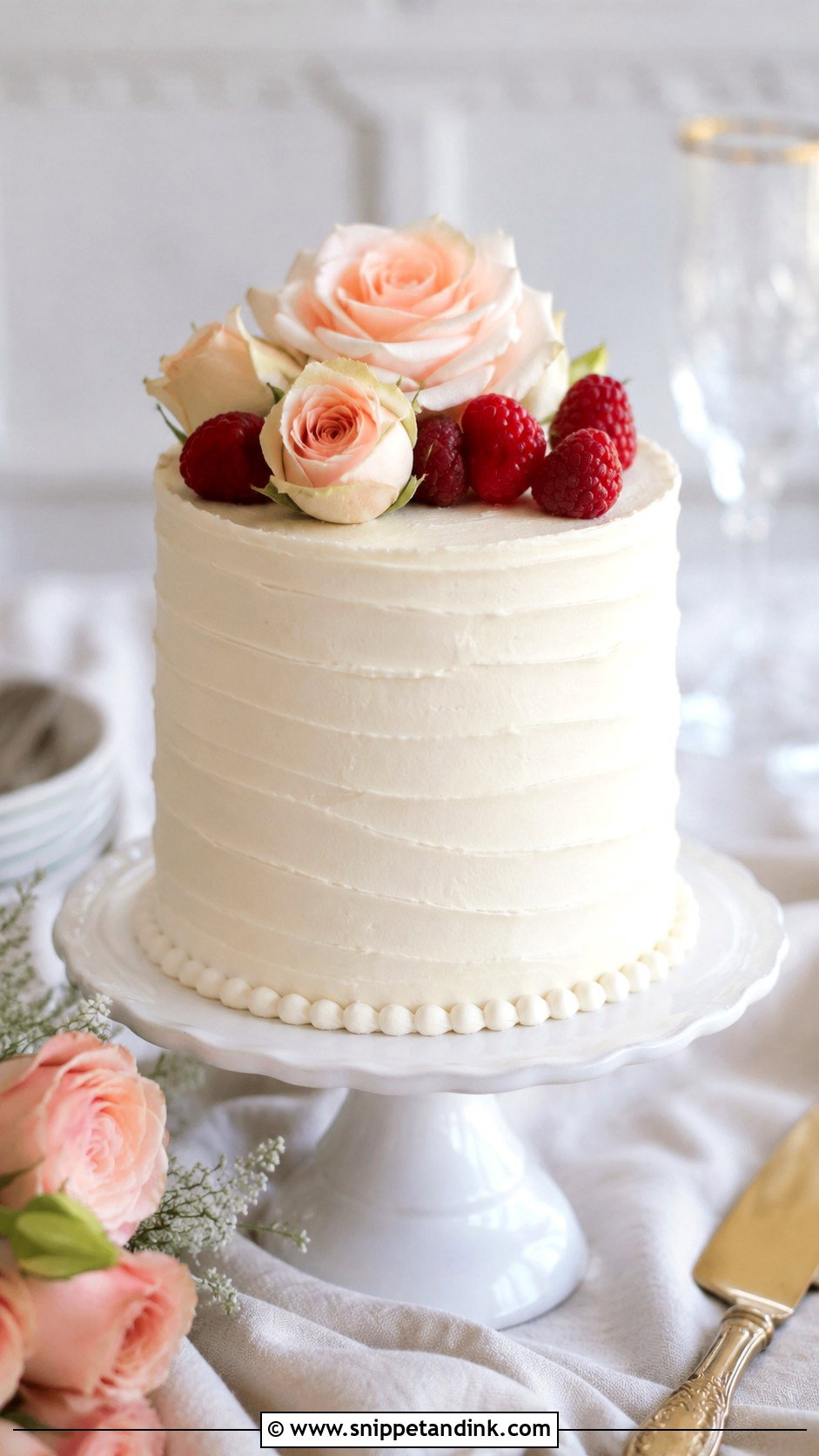 Small Wedding Cake - Snippet and Ink - 20 Non Fondant Wedding Cakes