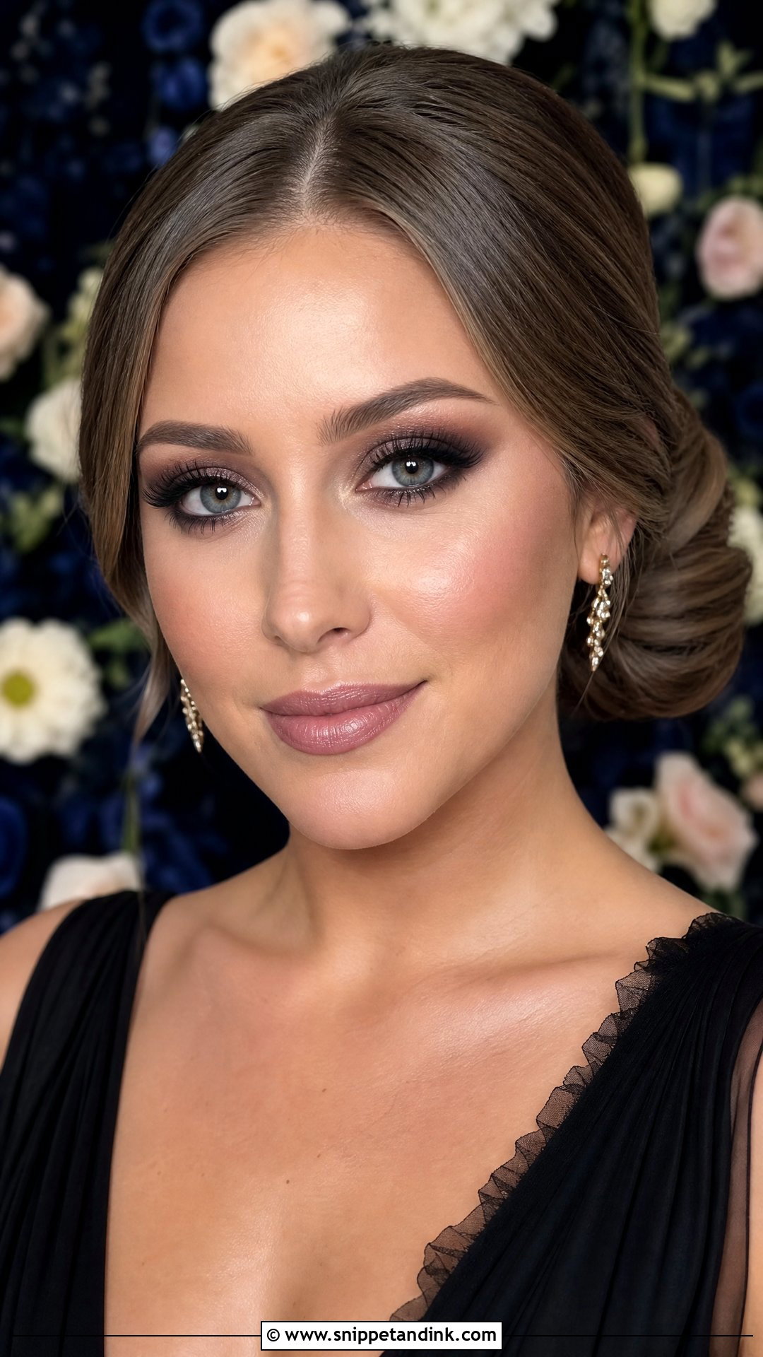 Smokey Eye Wedding Makeup - Snippet and Ink - 30 Makeup for Wedding Ideas