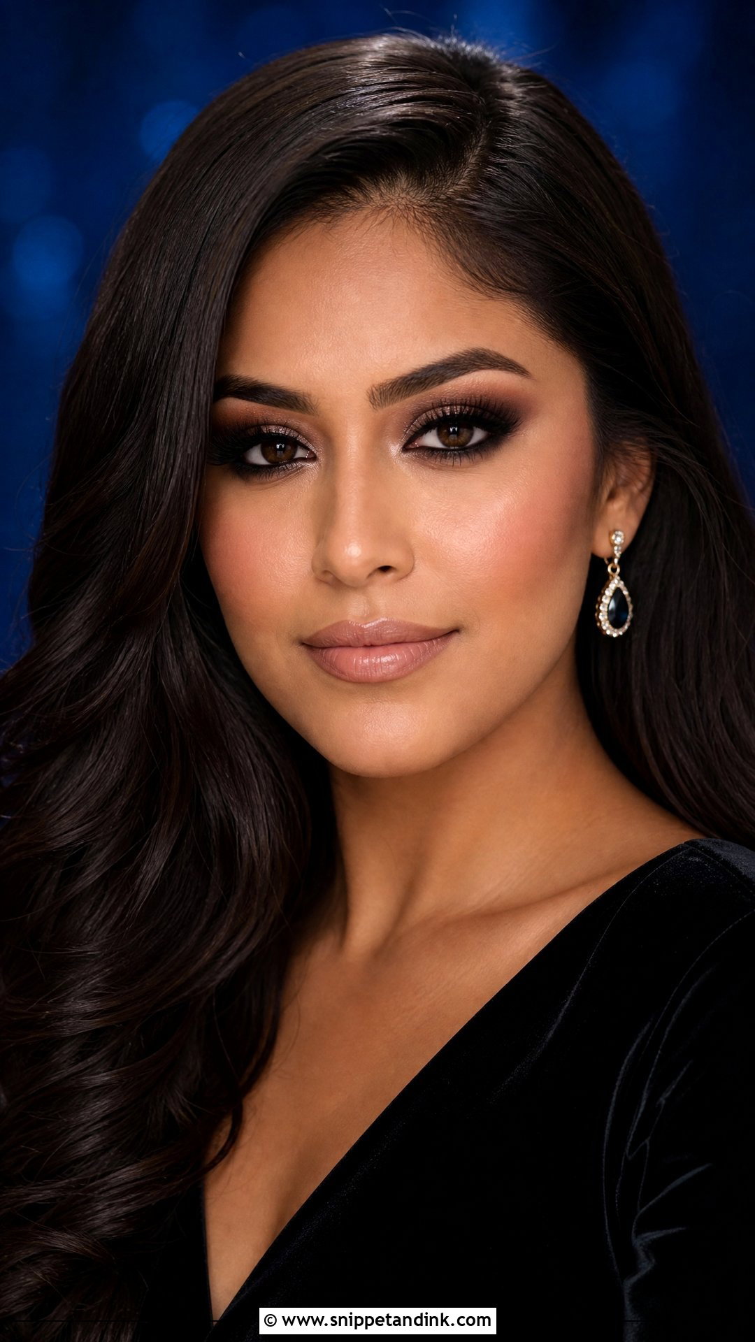 Smokey Eye Winter Wedding Makeup - Snippet and Ink - 20 Winter Wedding Makeup Looks