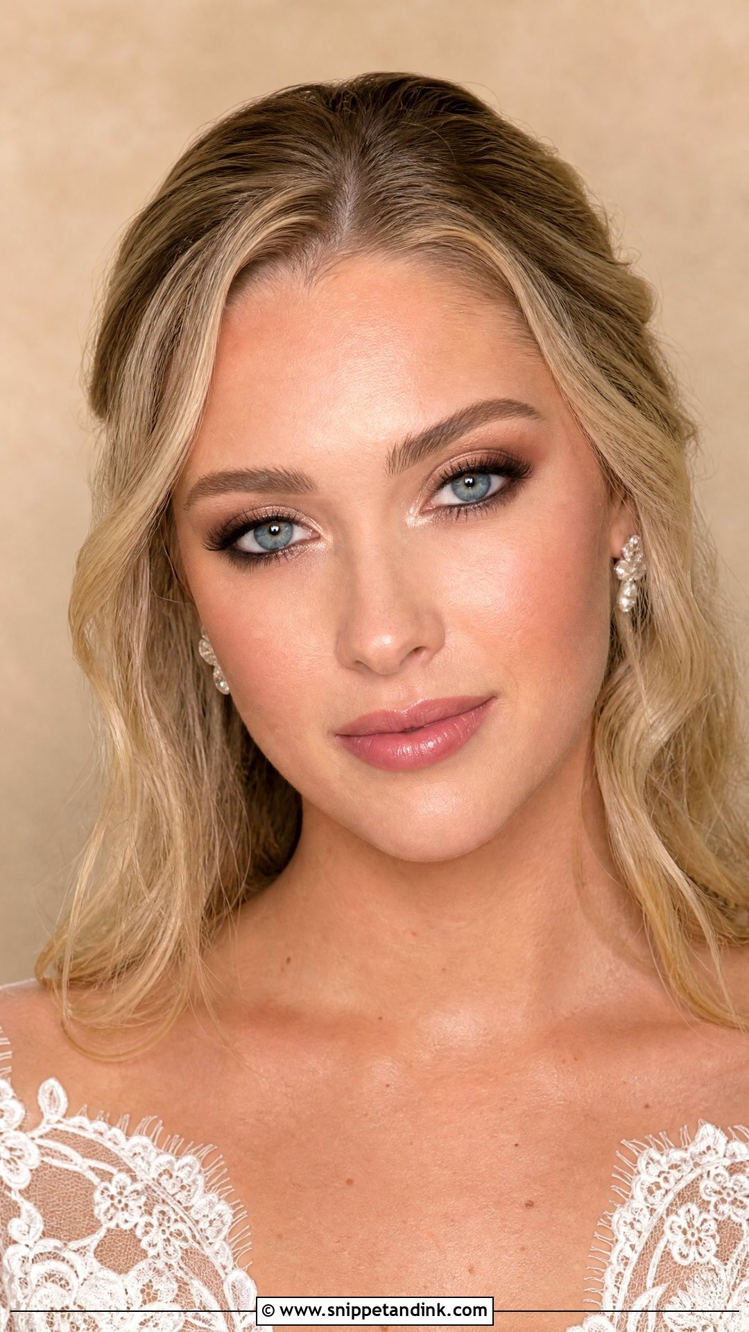 Soft Brown Smokey Wedding Makeup For Blue Eyes - Snippet and Ink - 25 Full Glam Wedding Makeup for Blue Eyes