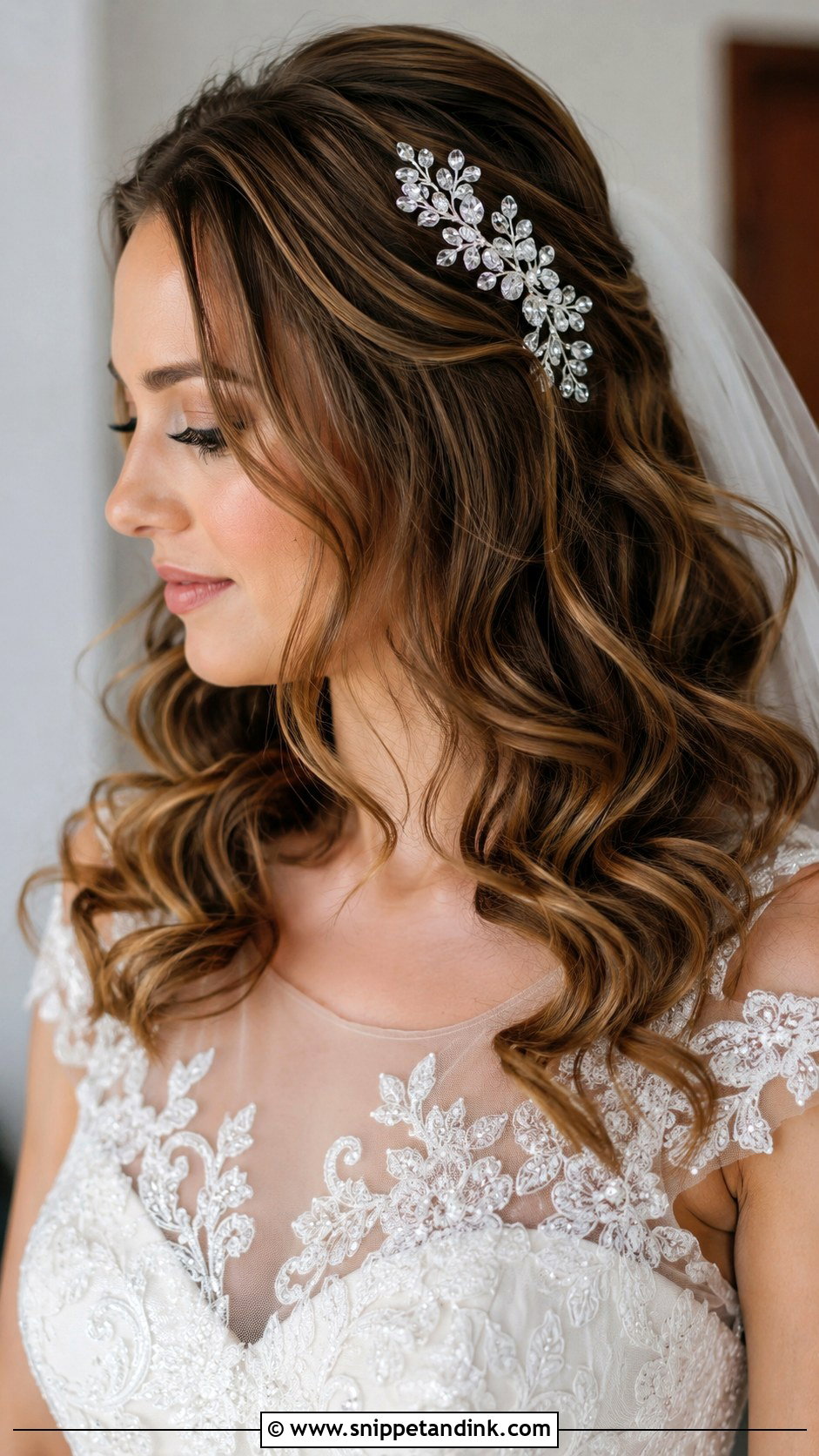 Soft Curls With Hair Comb - Snippet and Ink - 25 Short Wedding Hairstyle Ideas