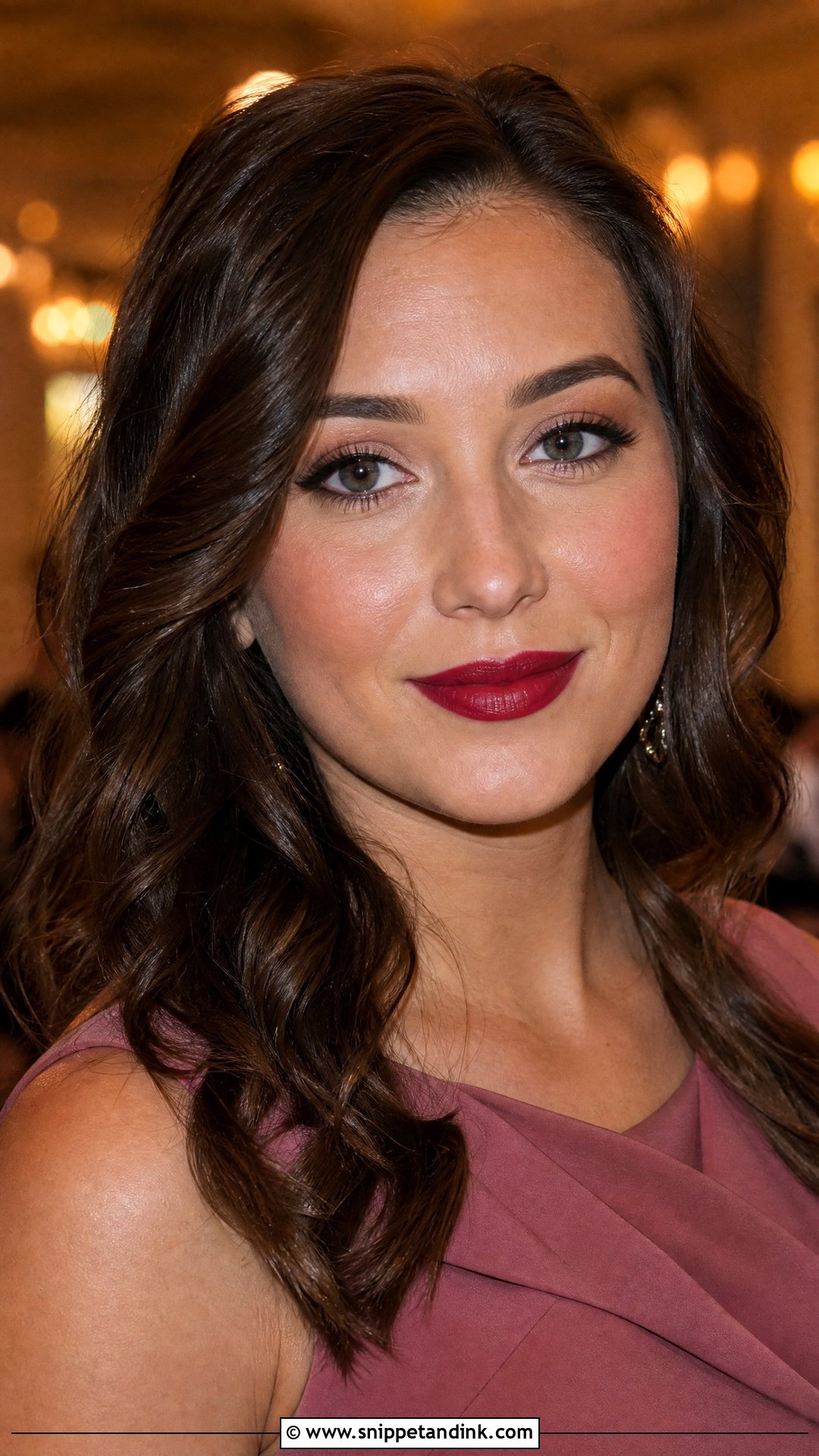 Soft Glam Red Lip Wedding Guest Makeup - Snippet and Ink - 20 Wedding Guest Makeup Red Lips