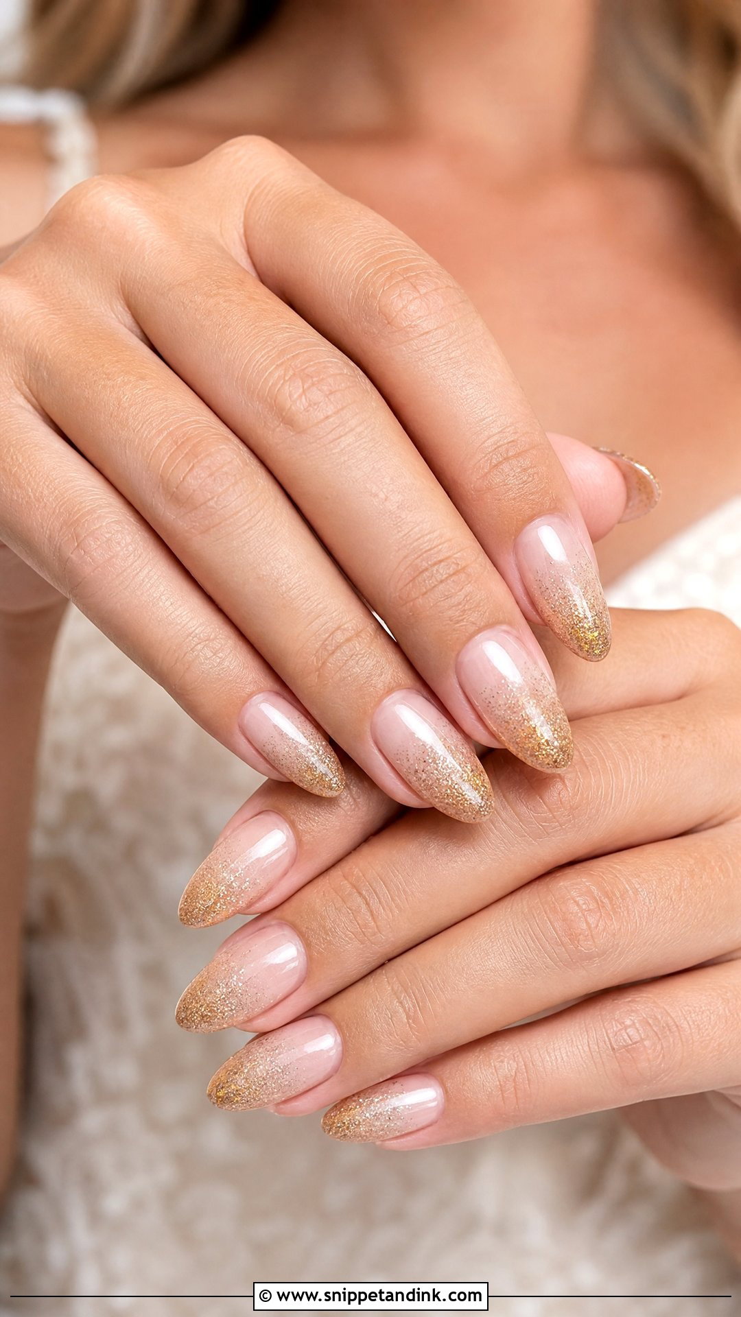 Soft Gold Glitter Ombre Bridesmaid Nails - Snippet and Ink - 25 Fall Bridesmaid Wedding Nails