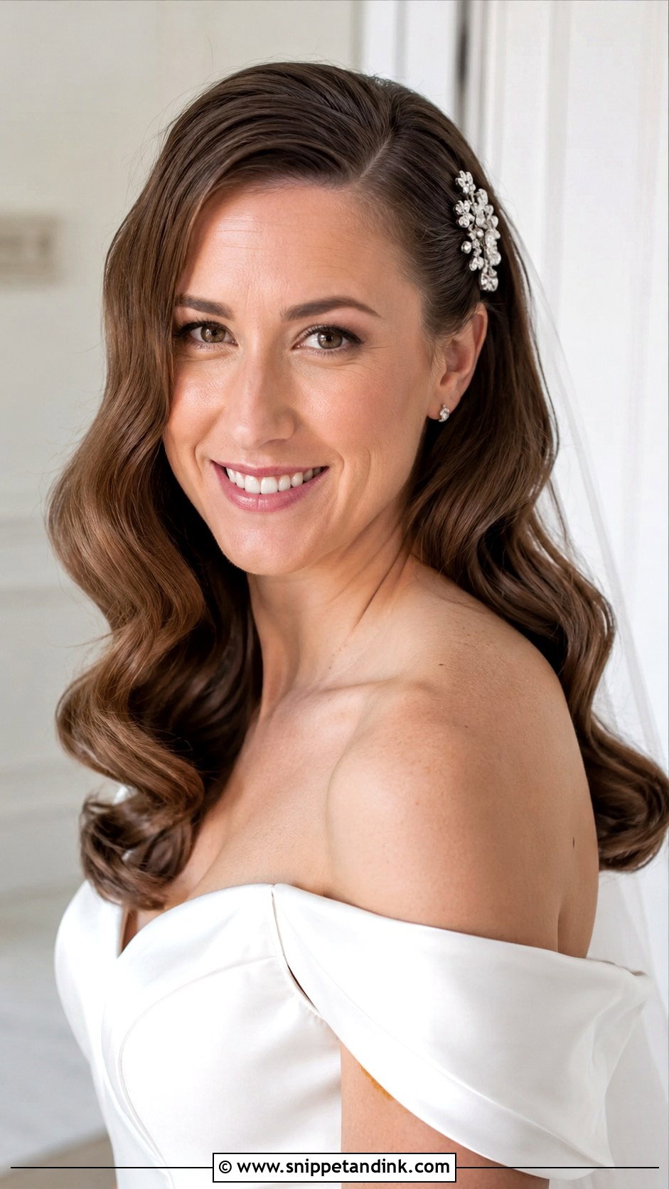 Soft Hollywood Waves for Thin Hair - Snippet and Ink - 20 Wedding Hair Fine Hair Ideas