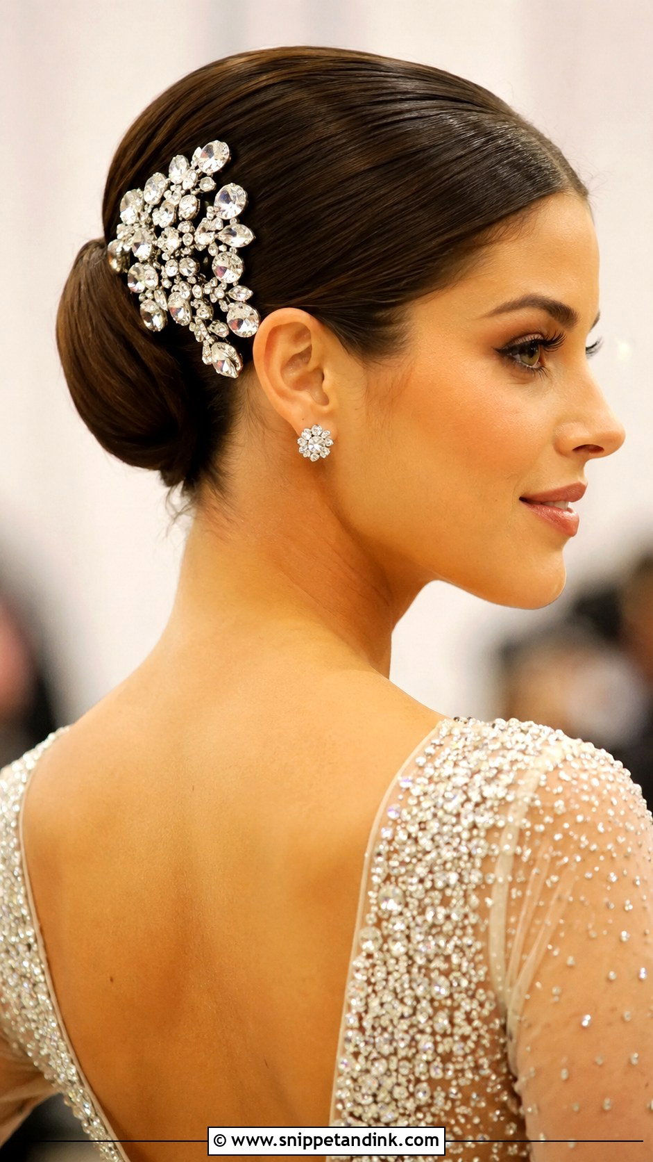 Statement Crystal Comb for Glam Weddings - Snippet and Ink - 20 Wedding Hair Comb Ideas