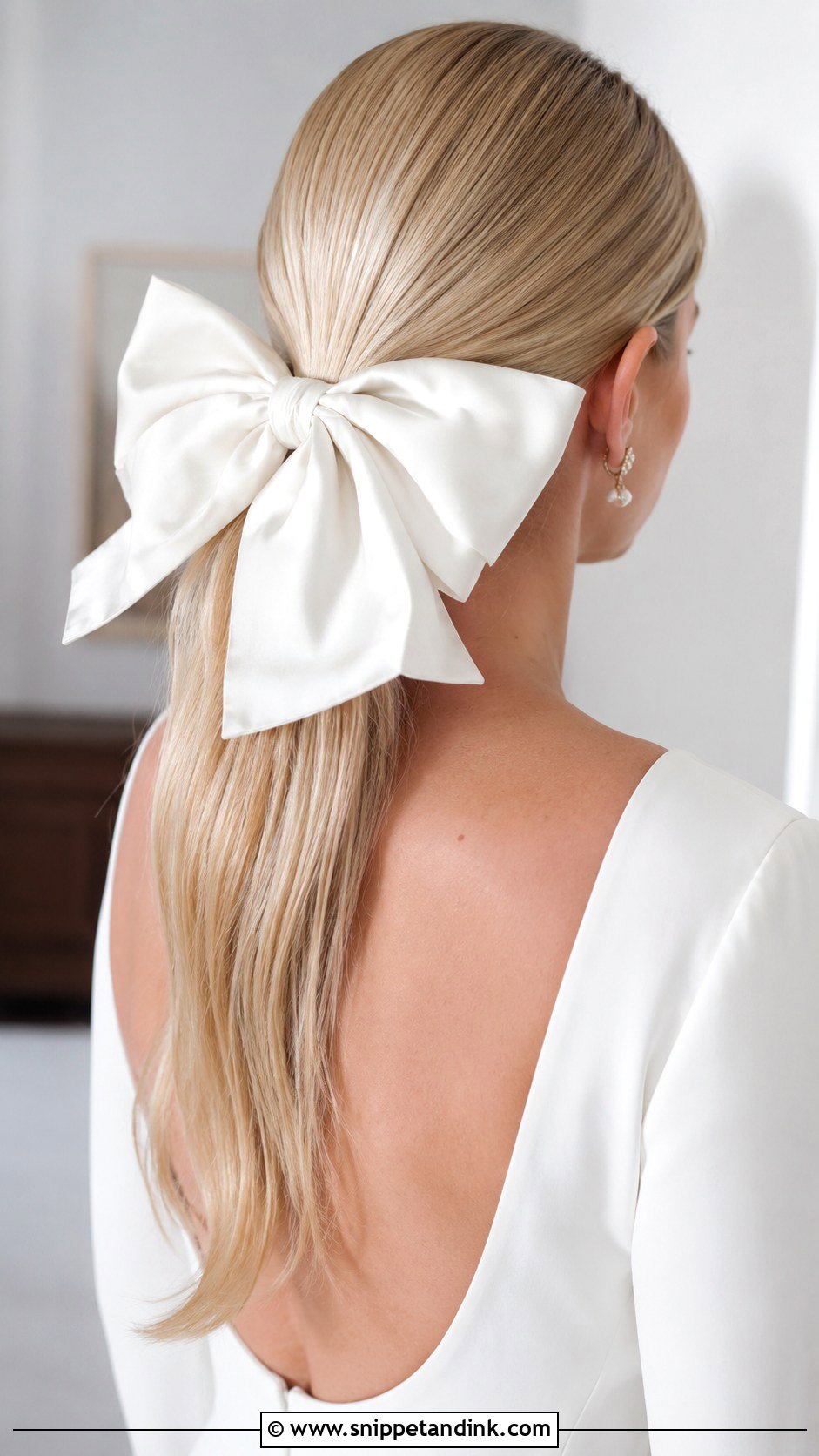 Statement Hair Bow - Snippet and Ink - 20 Wedding Hair Accessories for Bride