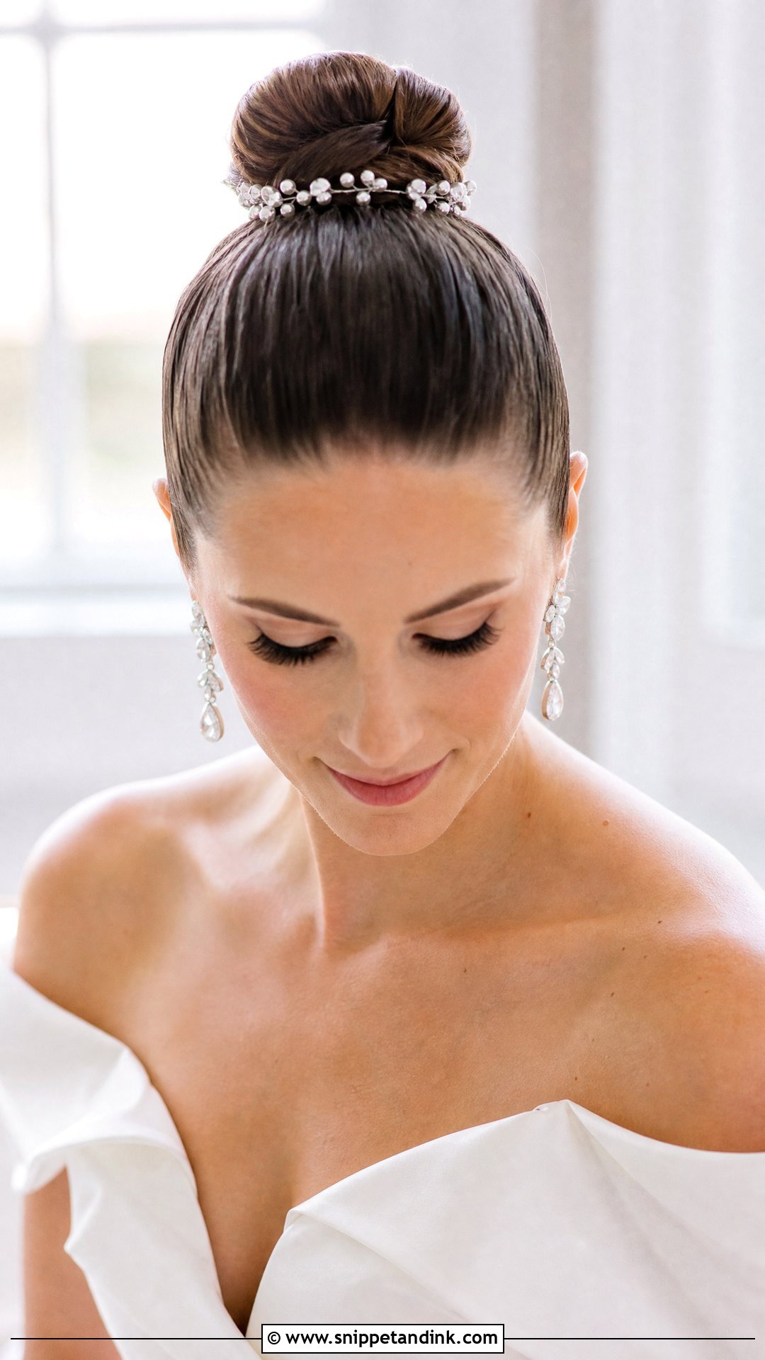 Straight Hair Sleek Top Knot - Snippet and Ink - 20 Straight Hair Bridal Hairstyles
