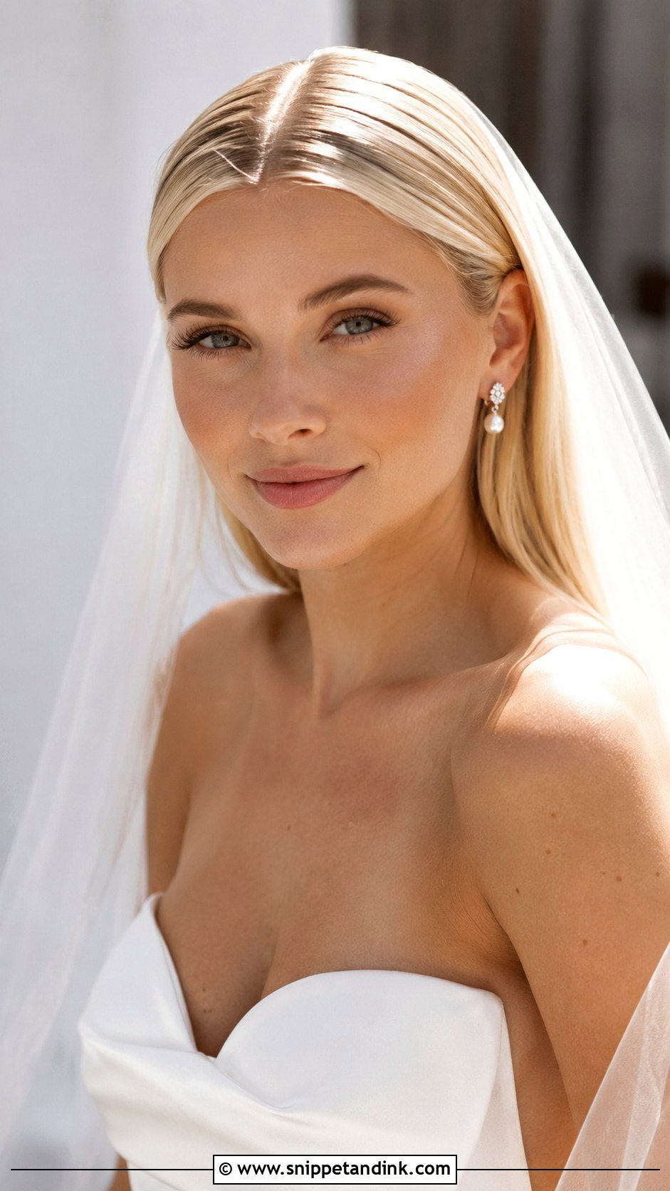 Straight Hair Wedding Sleek Down - Snippet and Ink - 15 Straight Hair Wedding Styles Brides
