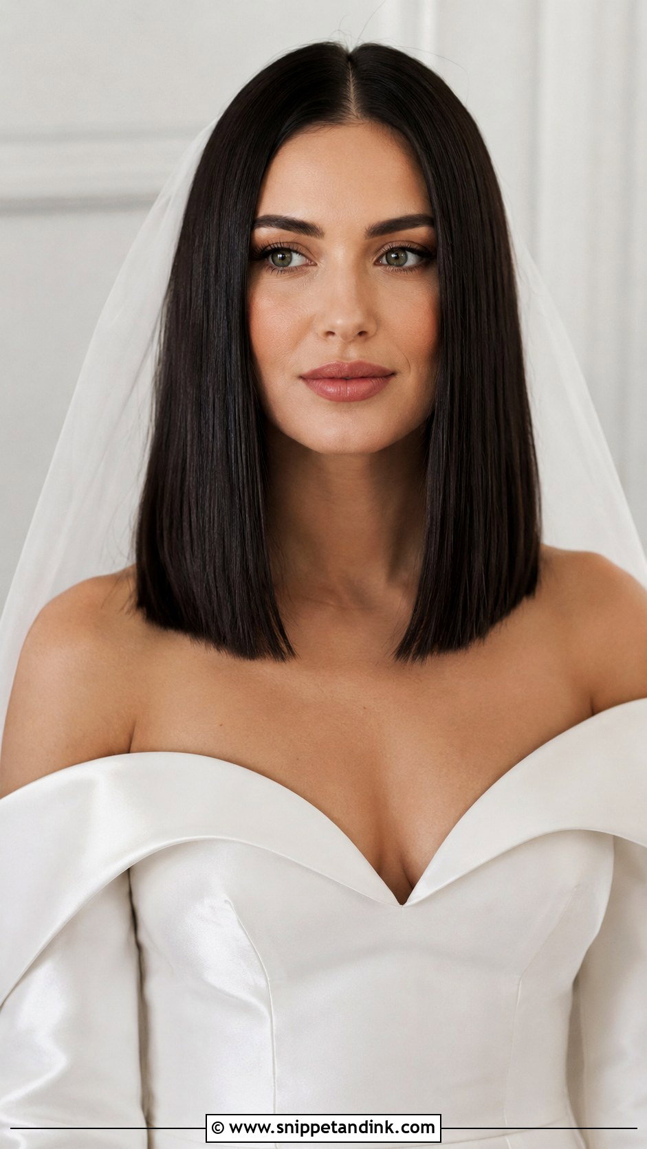 Straight Hair With Blunt Ends - Snippet and Ink - 20 Straight Hair Bride Ideas