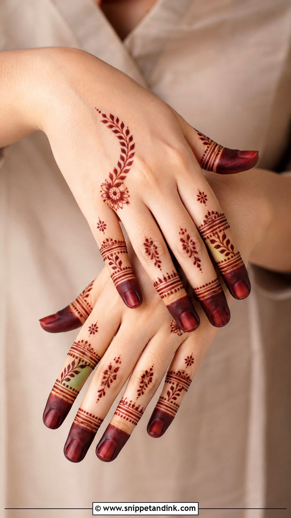 Stylish Finger Mehndi Design - Snippet and Ink - 35 Latest Stylish Mehndi Designs