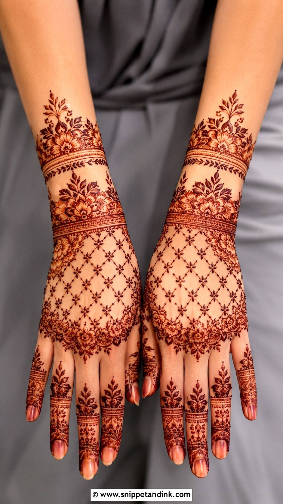 Stylish Jaali Mehndi Design - Snippet and Ink - 35 Latest Stylish Mehndi Designs