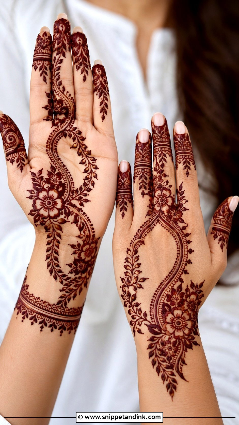 Stylish Negative Space Mehndi Design - Snippet and Ink - 35 Latest Stylish Mehndi Designs