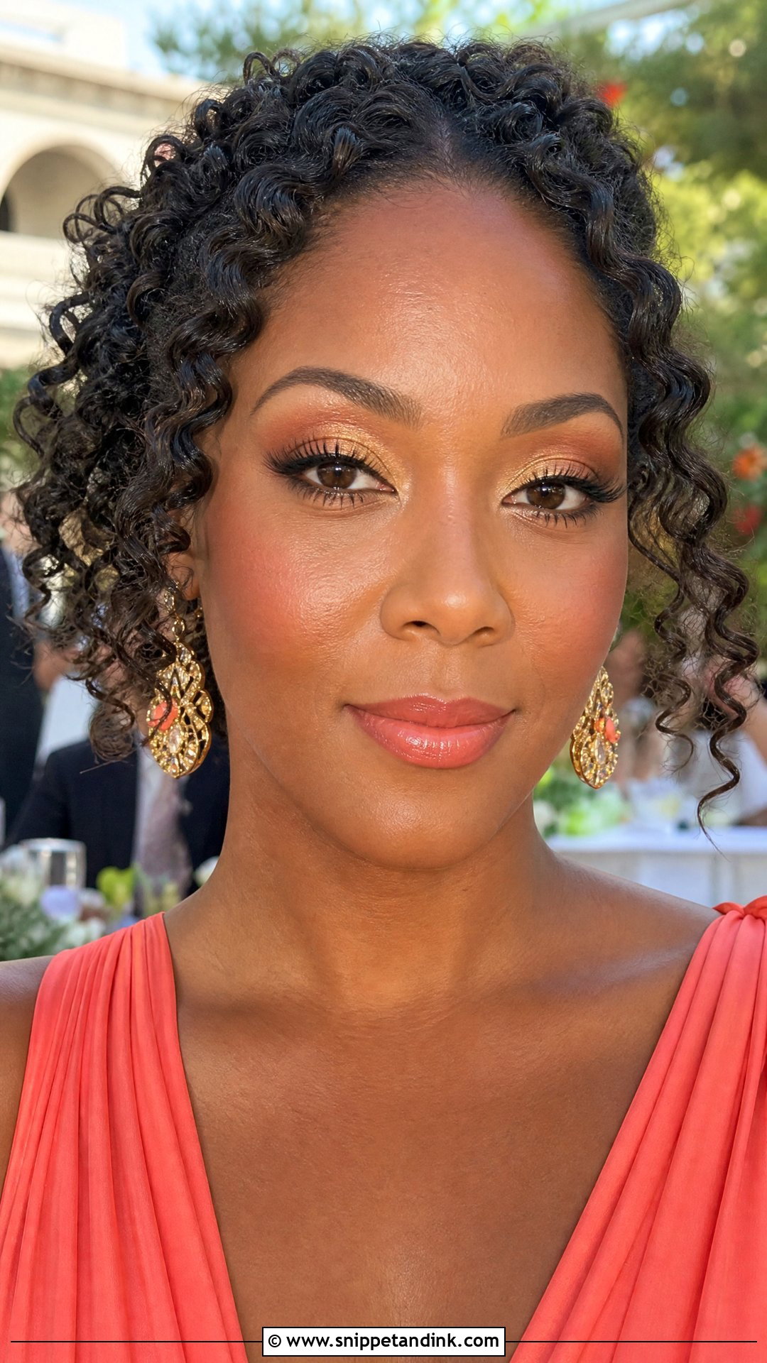 Summer Wedding Guest Makeup - Snippet and Ink - 25 Classy Makeup for Wedding Guest Ideas
