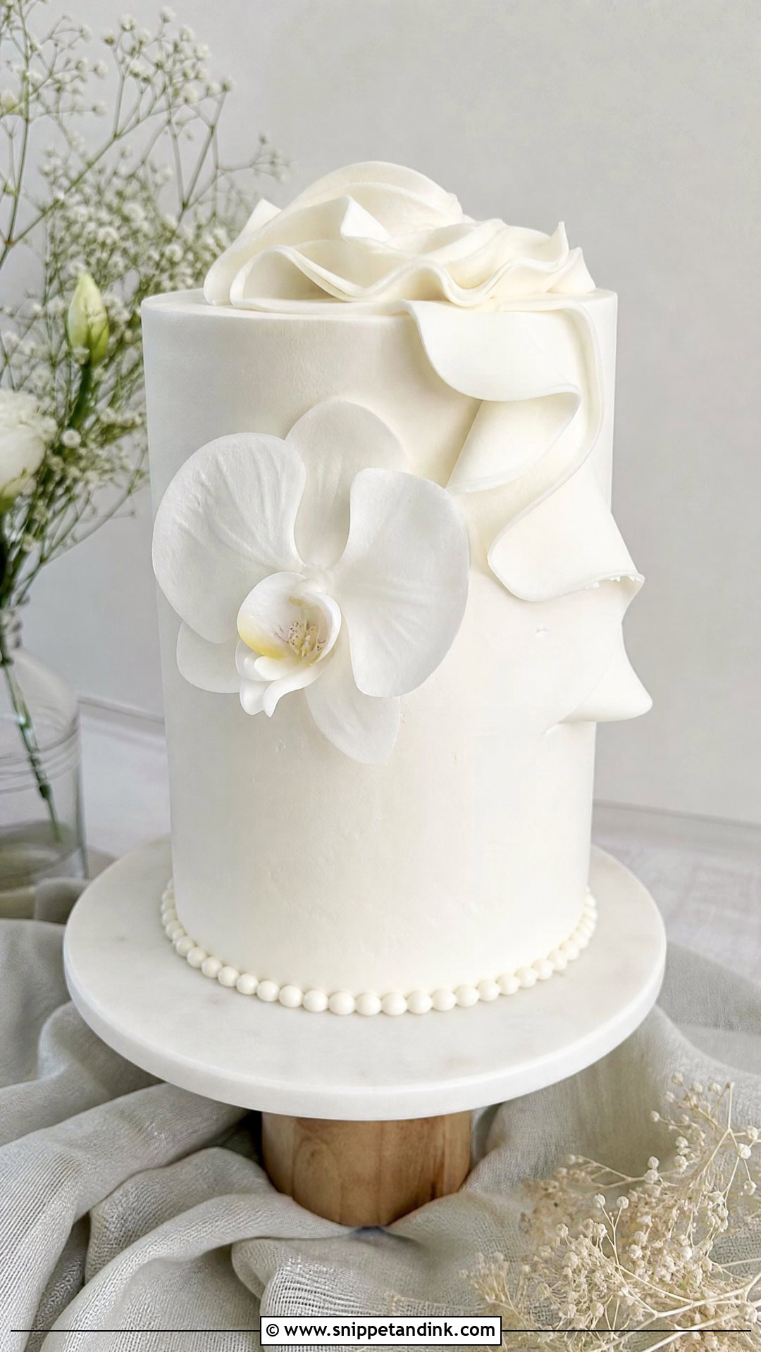 Tall Single Tier Wedding Cake - Snippet and Ink - 20 Simple Elegant Wedding Cake Ideas