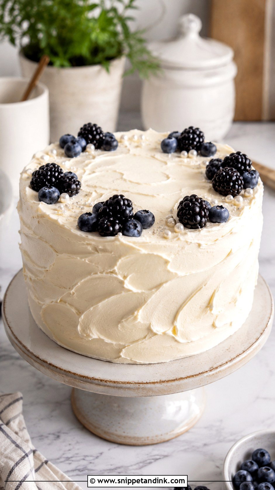 Textured Spatula Cake - Snippet and Ink - 20 How to Decorate Cakes for Beginners