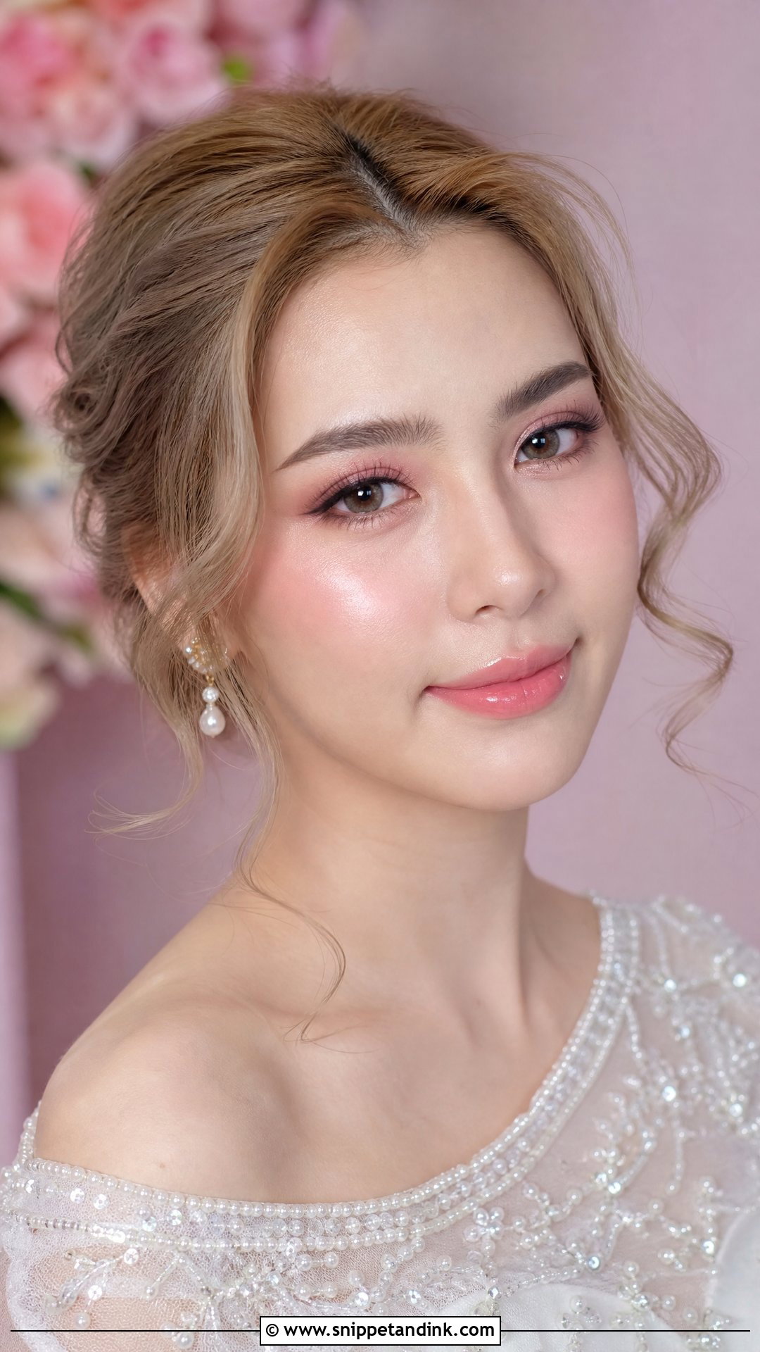 Thai Bridal Makeup With Soft Pink Eyes - Snippet and Ink - 20 Thai Makeup Wedding Ideas