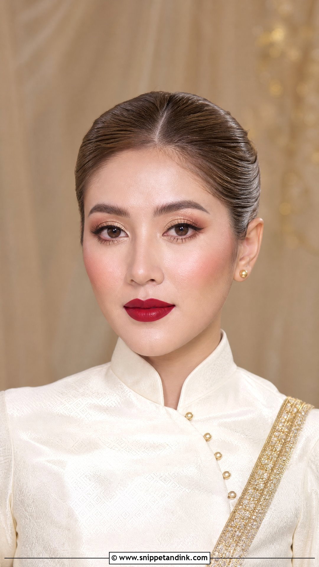 Thai Wedding Makeup With Red Lips - Snippet and Ink - 20 Thai Makeup Wedding Ideas