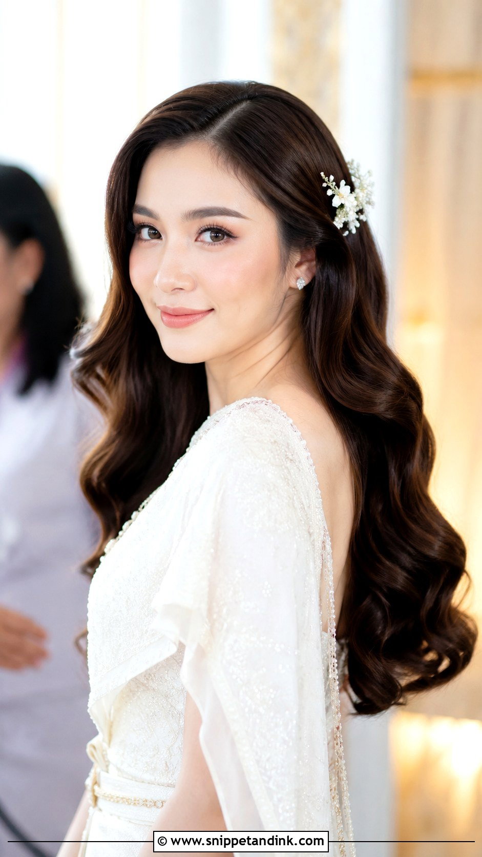 Thai Wedding Side Swept Hair - Snippet and Ink - 15 Thai Wedding Hair Ideas