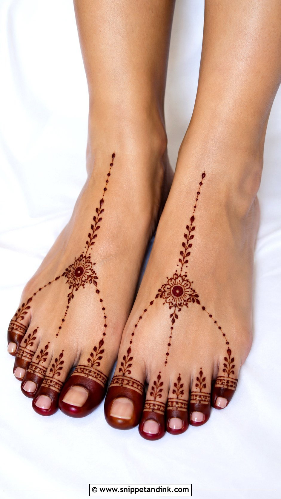 Toe Mehndi Design For Legs - Snippet and Ink - 35 Legs Mehndi Design Ideas