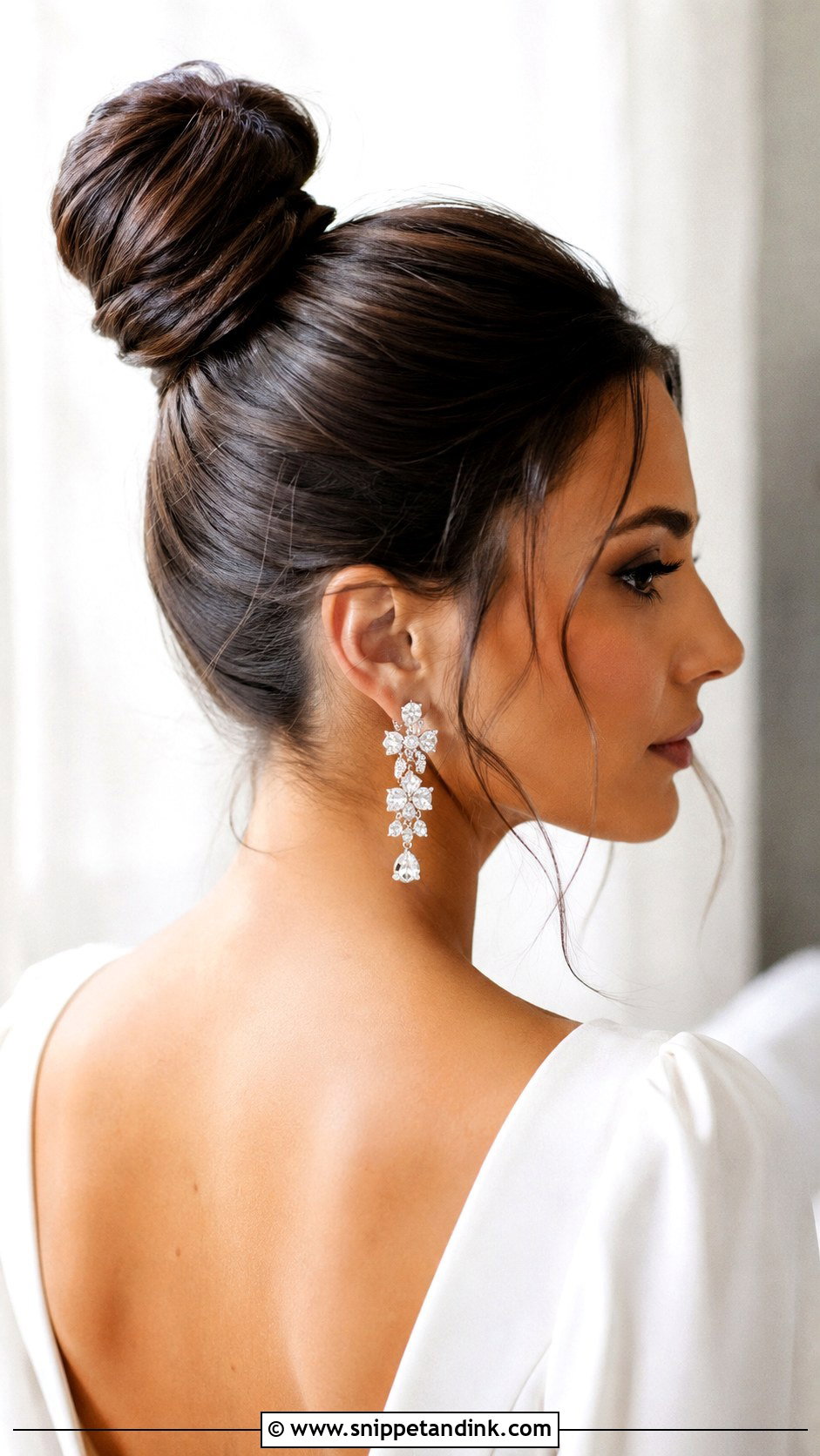 Top Knot Wedding Hairstyle - Snippet and Ink - 25 Easy Wedding Hair Ideas