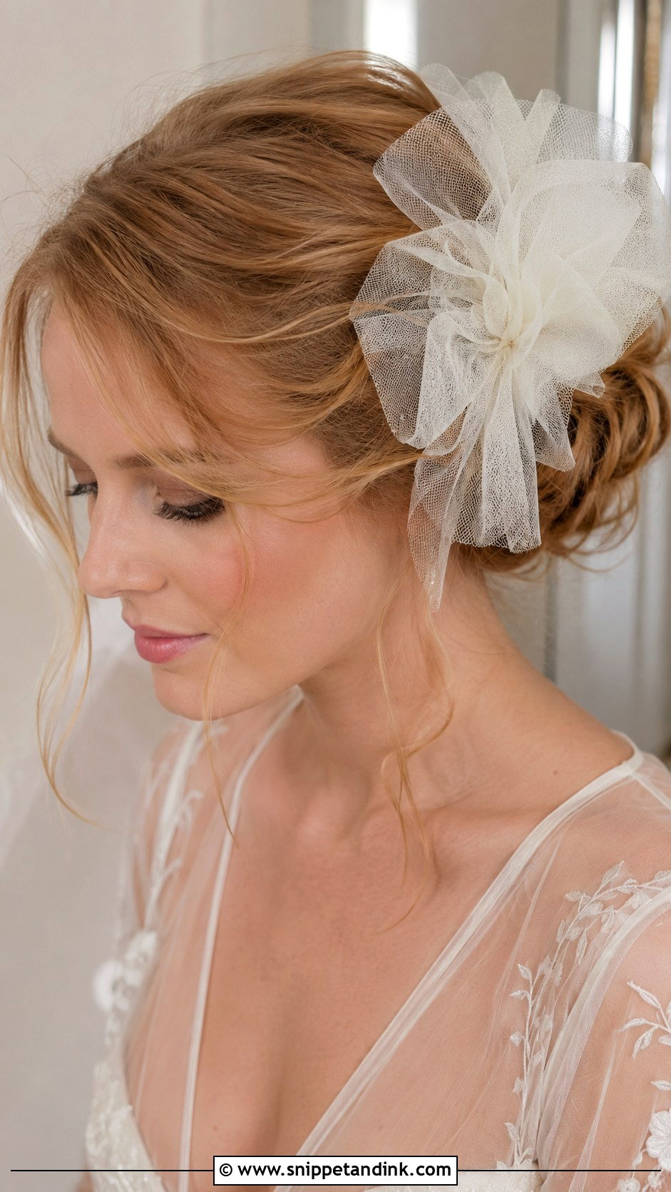 Tulle Wedding Hair Fascinator - Snippet and Ink - 15 Wedding Hair Fascinator Ideas