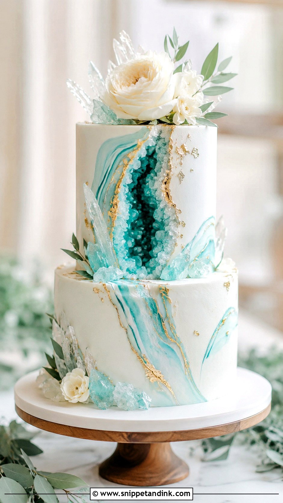 Turquoise Geode Wedding Cake - Snippet and Ink - 30 Geode Wedding Cakes