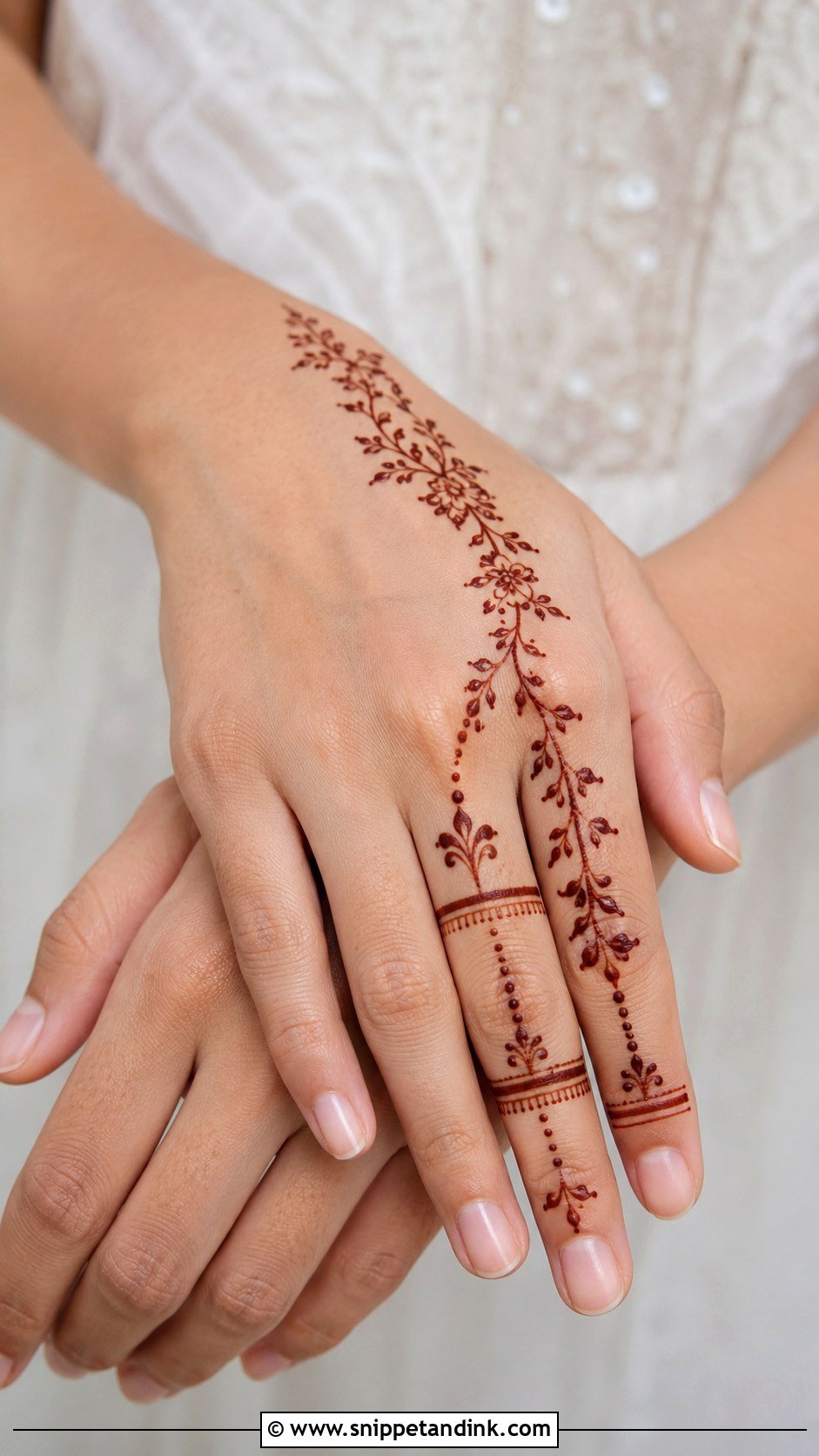 Two Fingers Mehndi Design - Snippet and Ink - 35 Fingers Mehndi Design Ideas