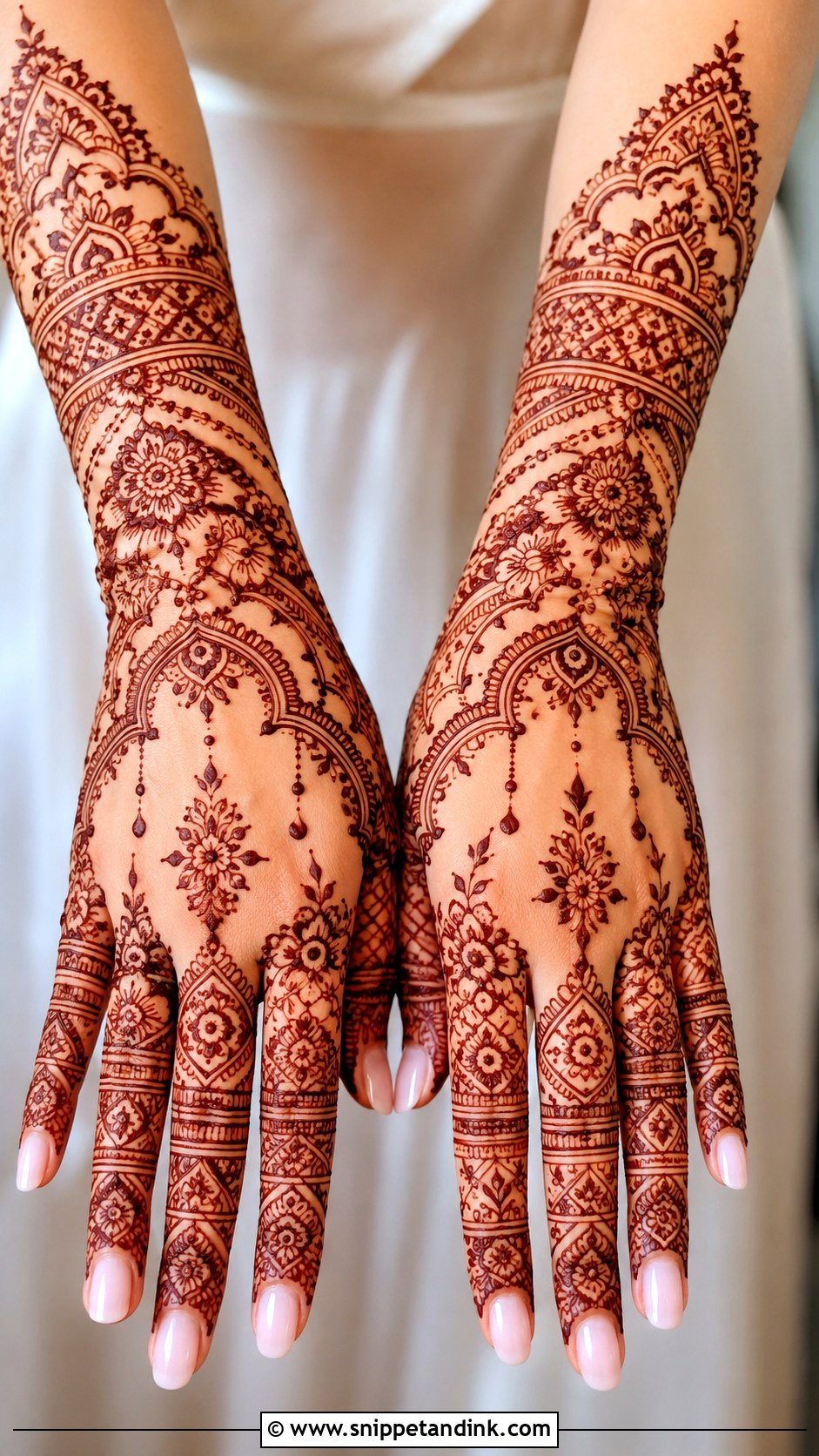 Unique Engagement Mehndi Design - Snippet and Ink - 30 Unique Engagement Mehndi Designs