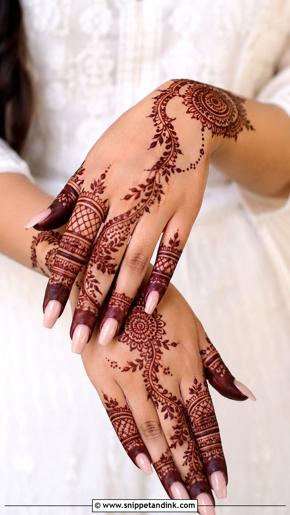 Unique Finger Mehndi Design - Snippet and Ink - 35 Unique Fingers Mehndi Designs
