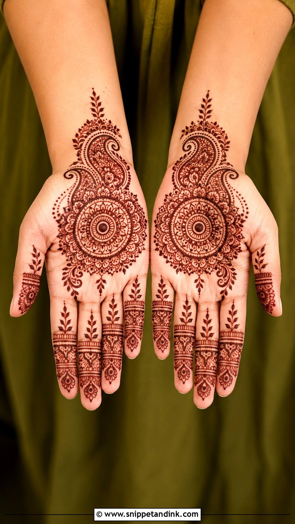 Unique Palm Mehndi Design - Snippet and Ink - 35 Unique Palm Mehndi Design Ideas