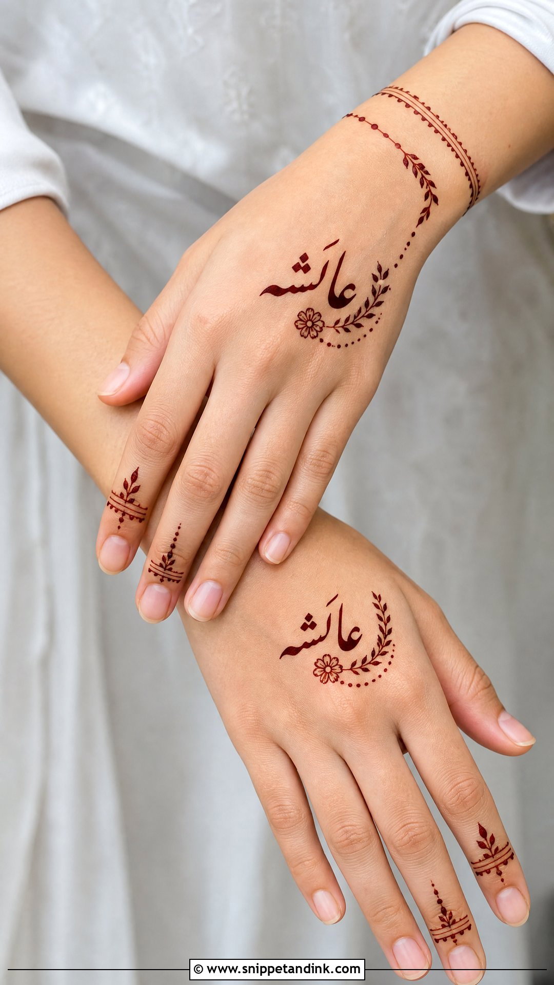 Urdu Name Minimal Mehndi Design - Snippet and Ink - 25 Urdu Name Mehndi Design Ideas